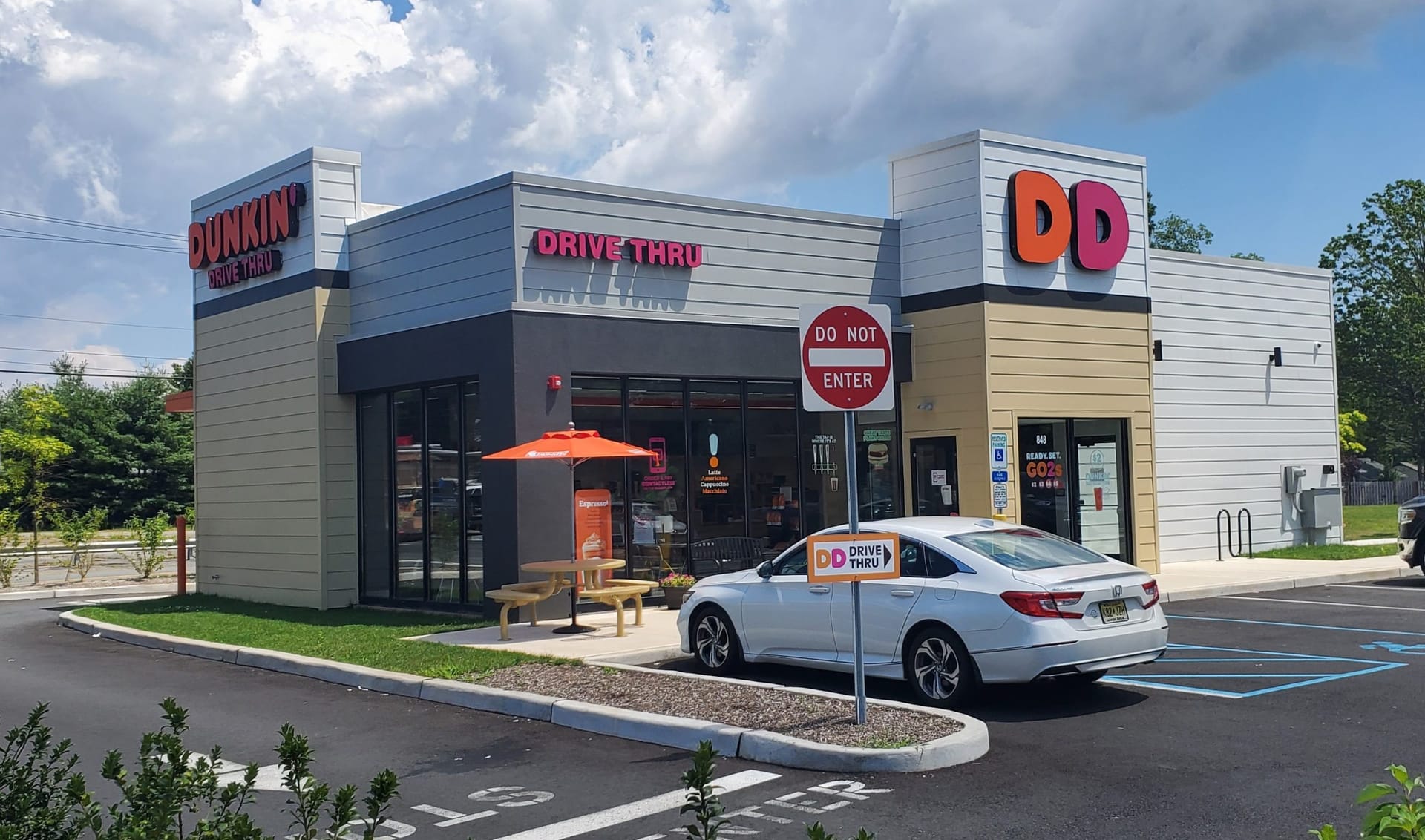Dunkin' restaurant site